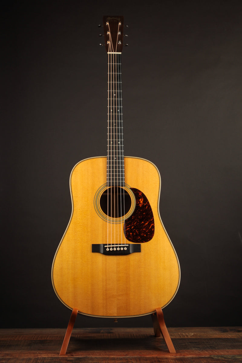 Martin HD-28 (USED, 2021)