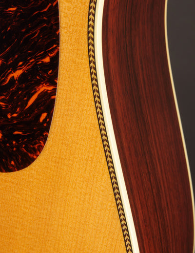 Martin HD-28 (USED, 2021)