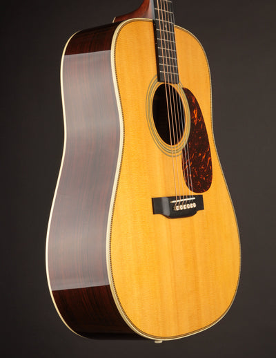 Martin HD-28 (USED, 2021)