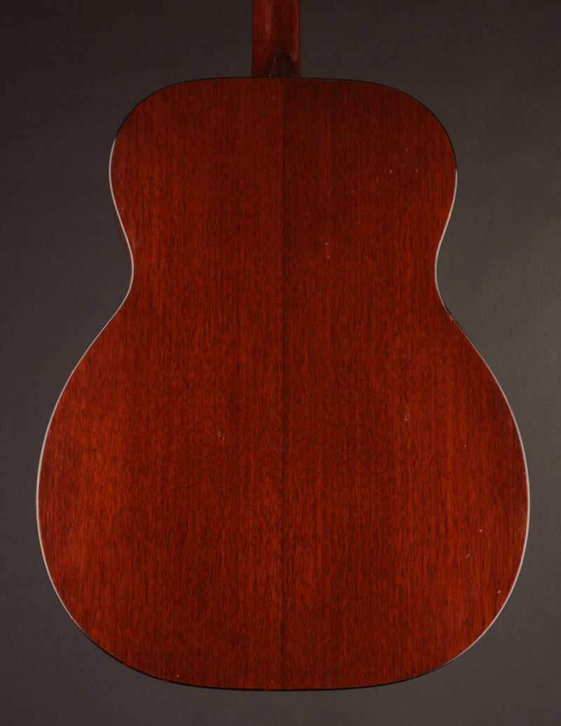Martin 0-18T (1964)