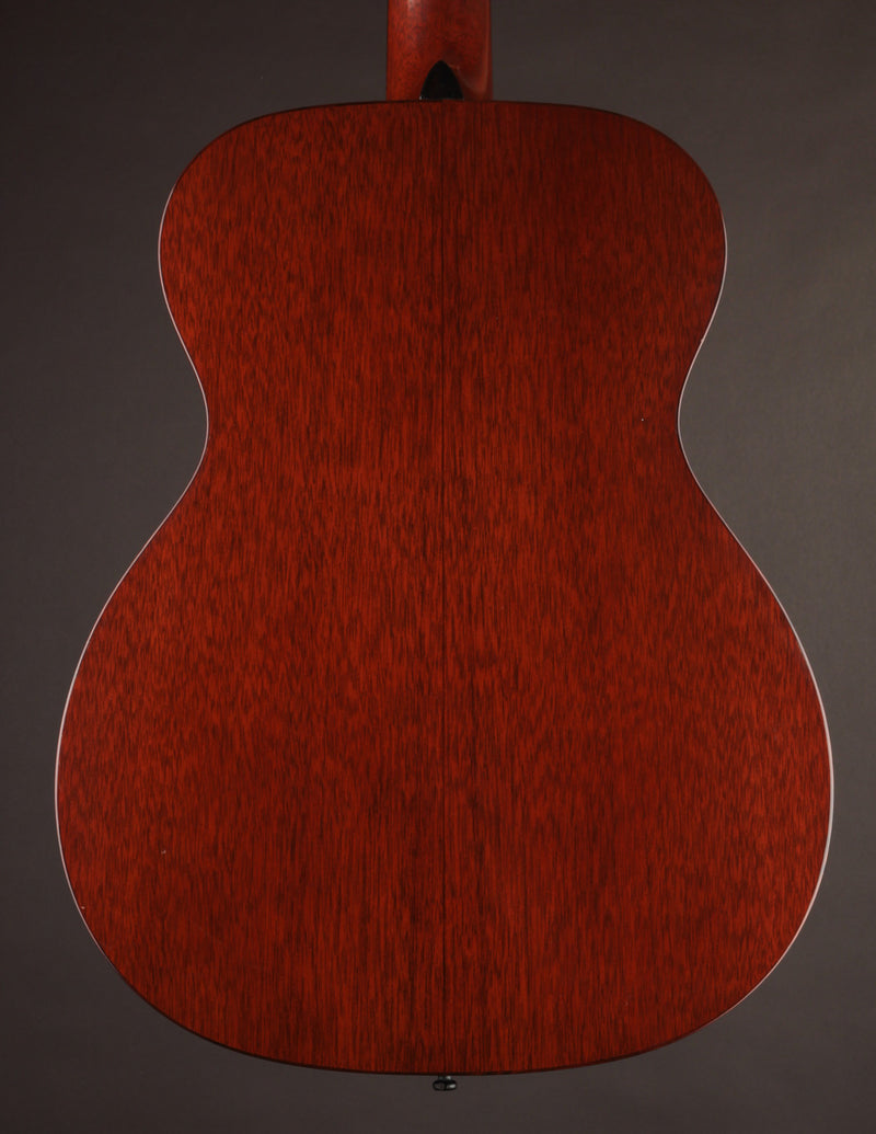 Martin OM18-GE Golden Era 1930 (2004)