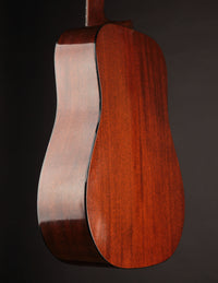 Martin D-18 (1966)