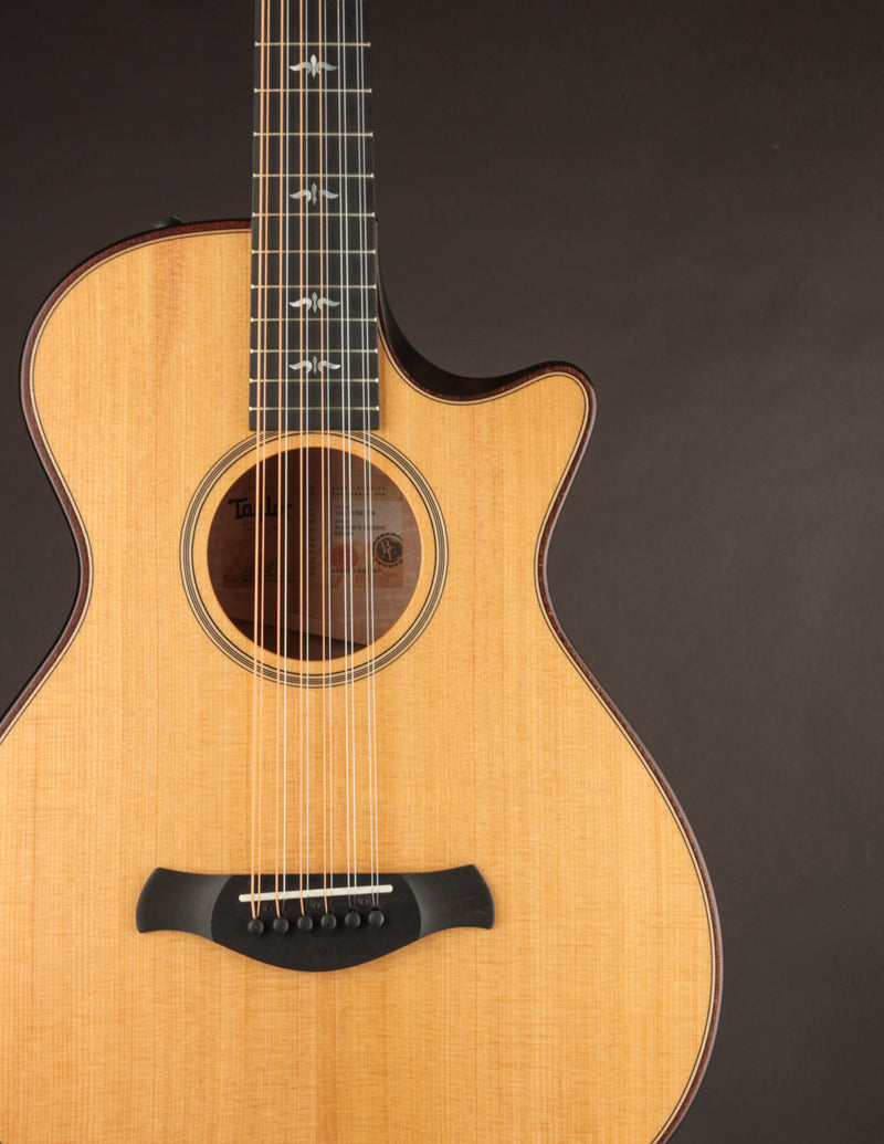 Taylor 652CE 12-String Builder&