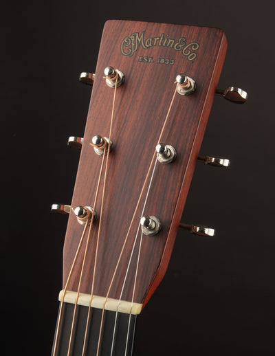 Martin OM-28V (USED, 2006)