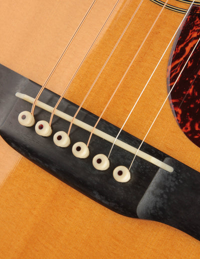 Martin OM-28V (USED, 2006)