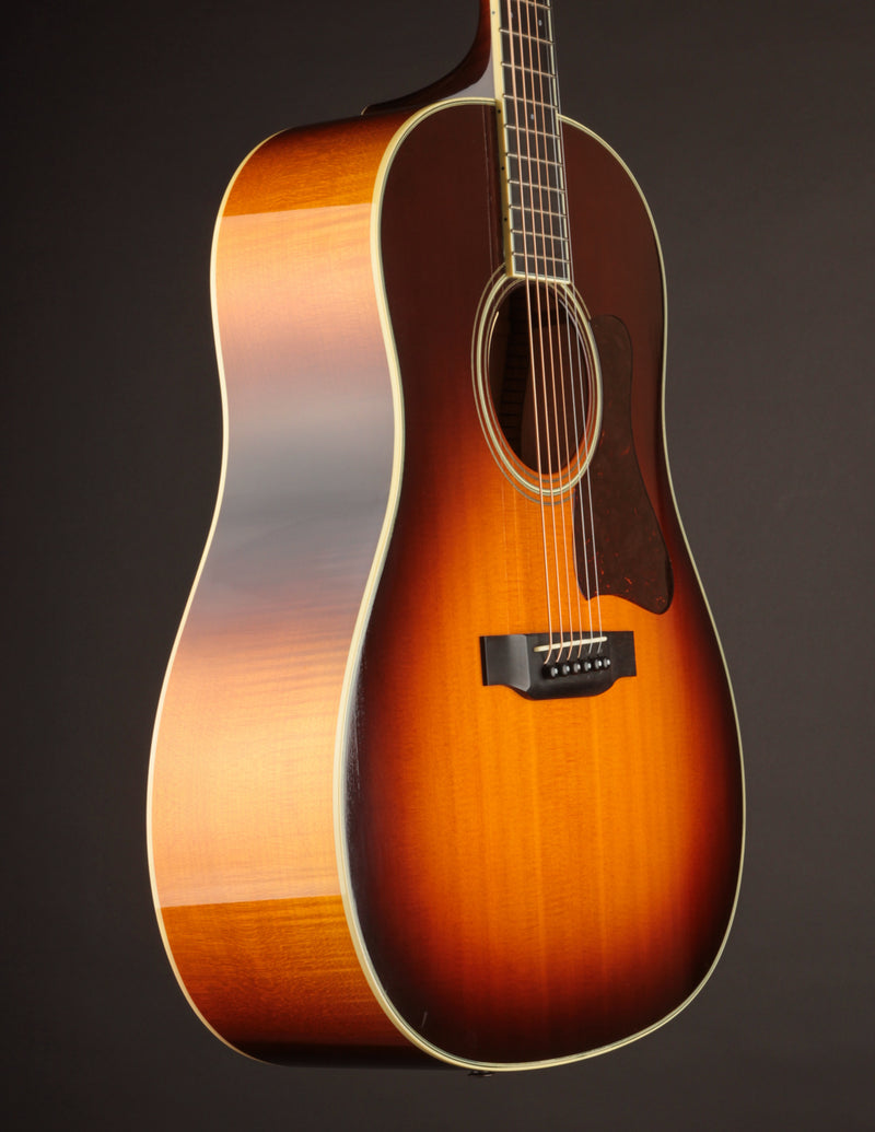 Collings CJ Maple Sunburst (USED, 2001)