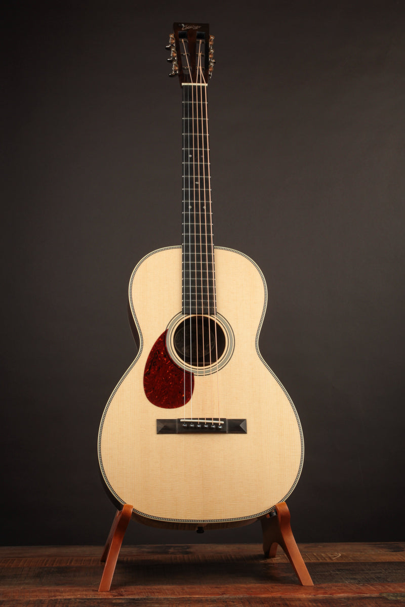 Collings 02H 12-fret Lefty (2024)