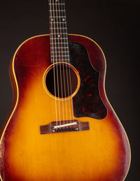 Gibson J-45 R7233 34 (1960)