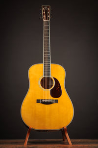 Santa Cruz Vintage Artist Mahogany & Adirondack (USED, 2024)
