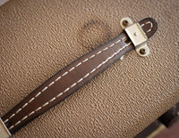 Close up of handle on Fender amplifier