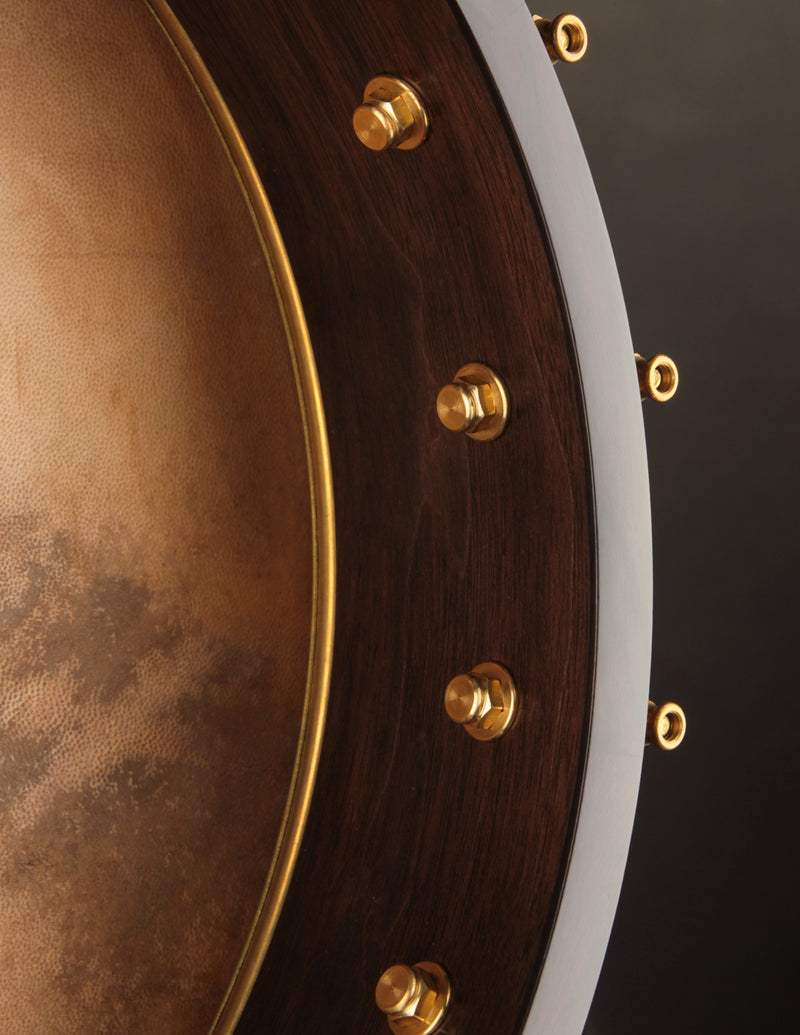 Arcara 12" Walnut Whyte Laydie w/Hammered Brass Peghead