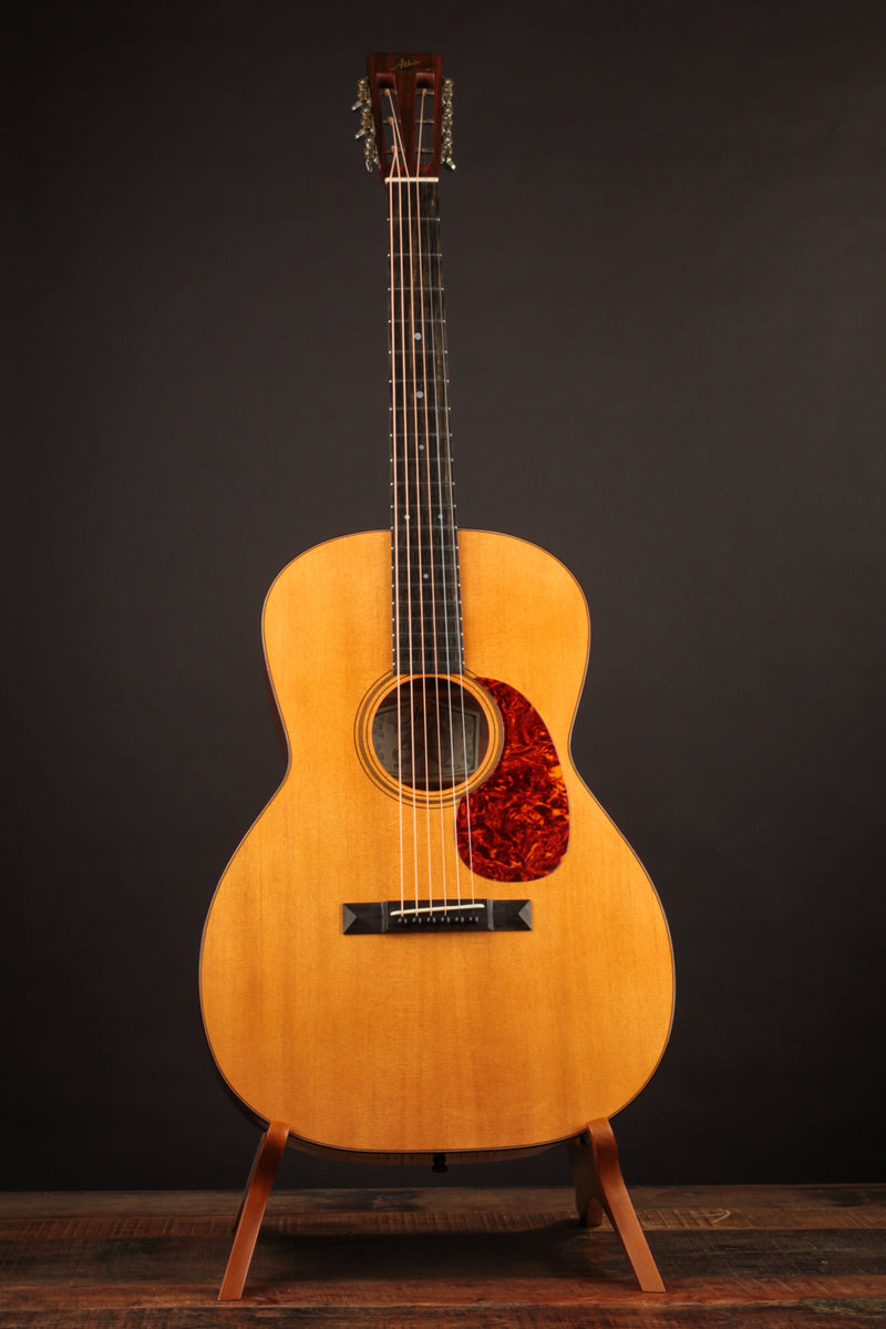 Atkin Essential 000S 12-Fret Aged Natural
