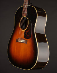Gibson J-45 (USED, 1951)