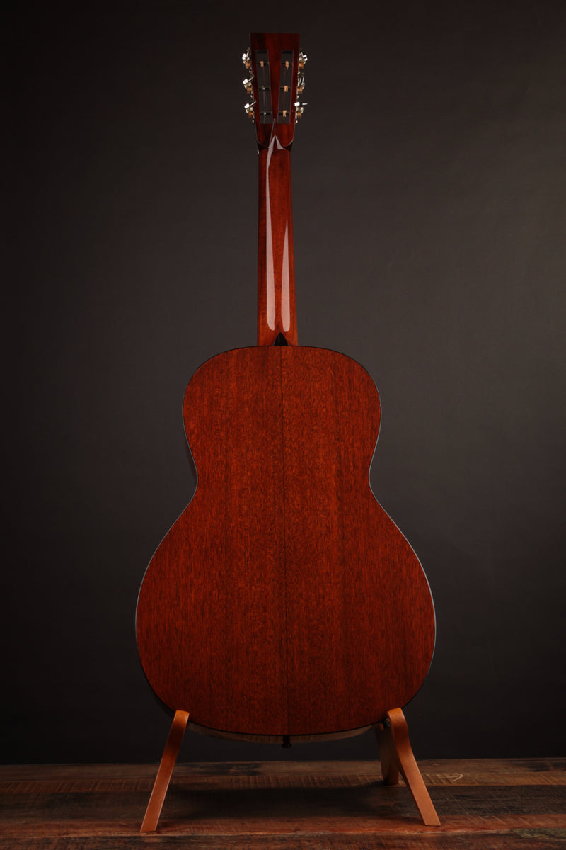 Collings 001 12-Fret Traditional Old Growth Sitka