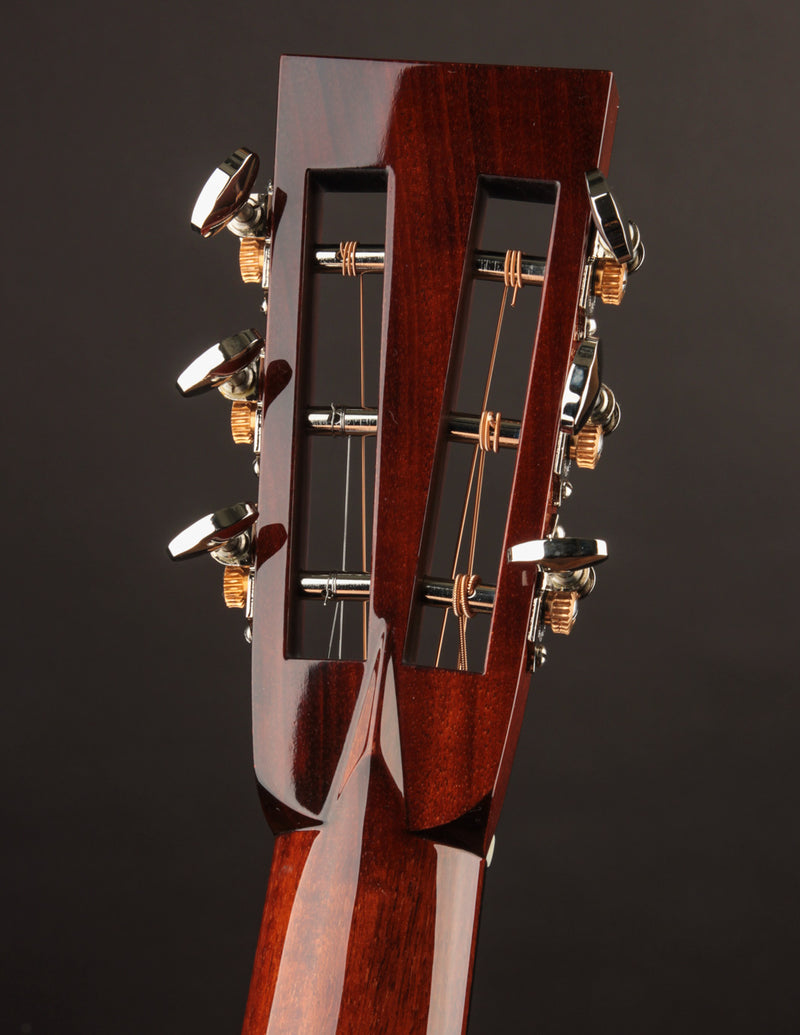 Collings 001 12-Fret Traditional Old Growth Sitka