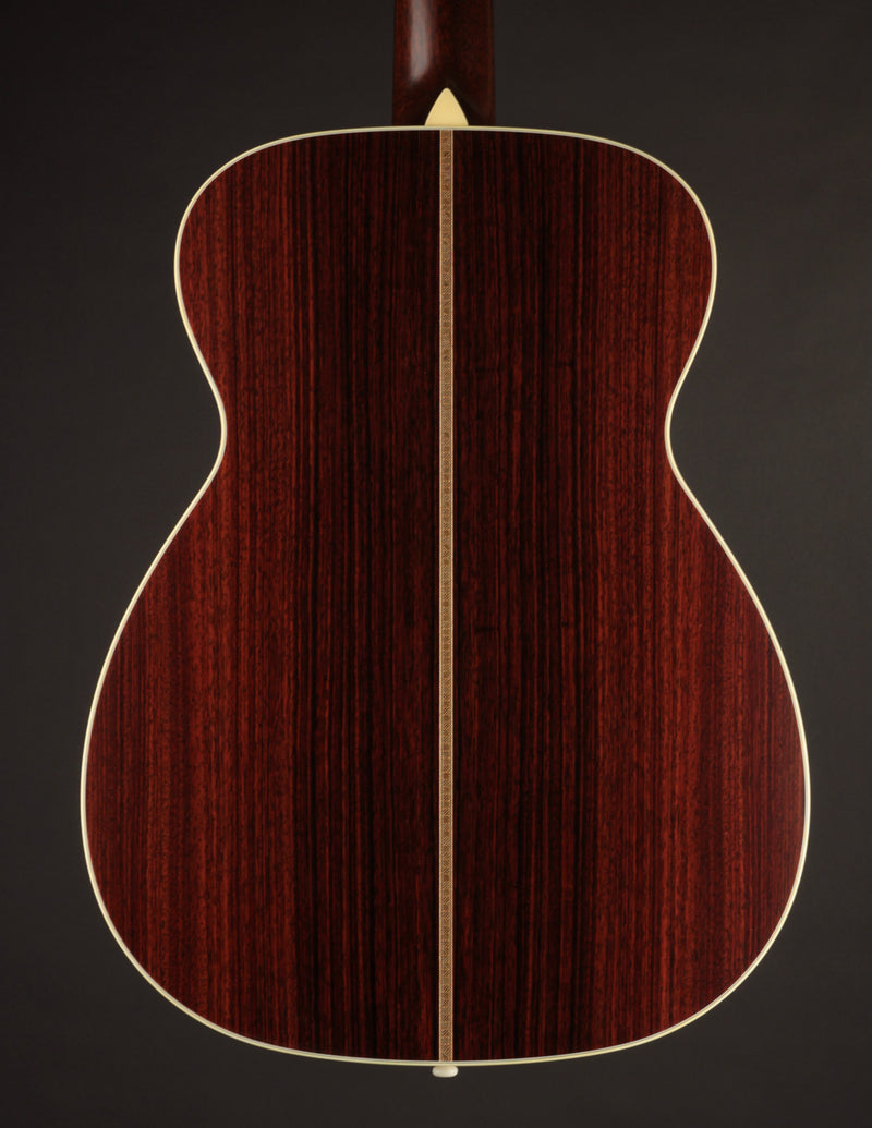 Collings 002H 14-Fret German Spruce Traditional Satin Finish