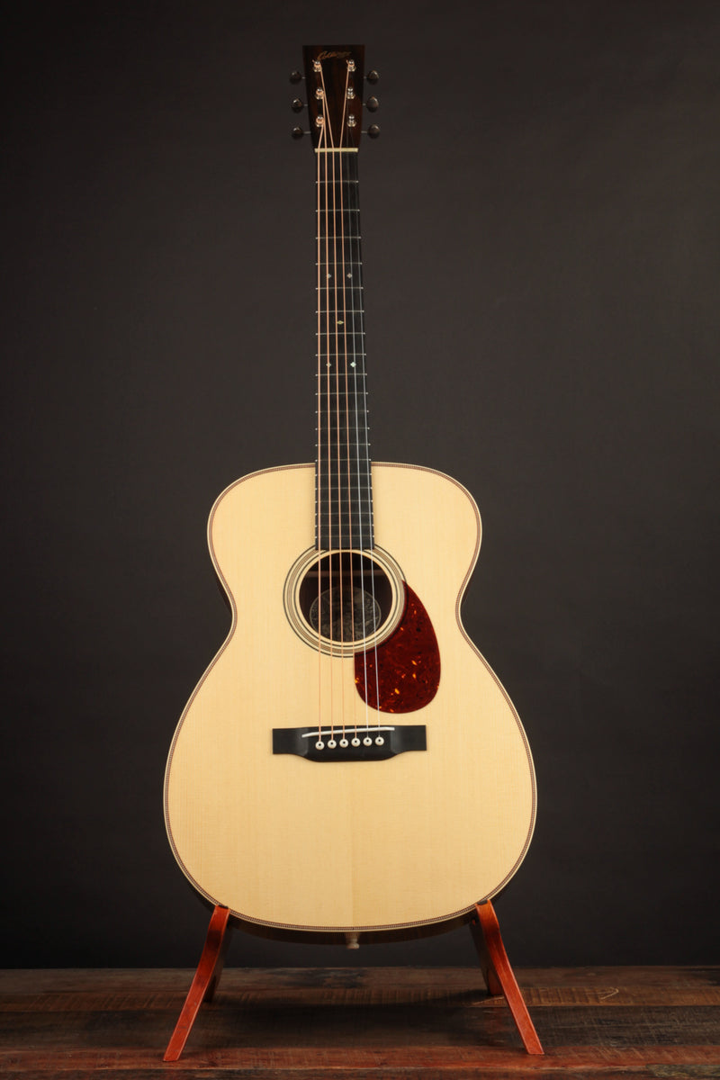 Collings 002H 14-Fret German Spruce Traditional Satin Finish