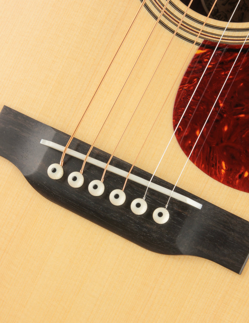 Collings 002H 14-Fret German Spruce Traditional Satin Finish