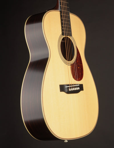 Collings 002H 14-Fret German Spruce Traditional Satin Finish