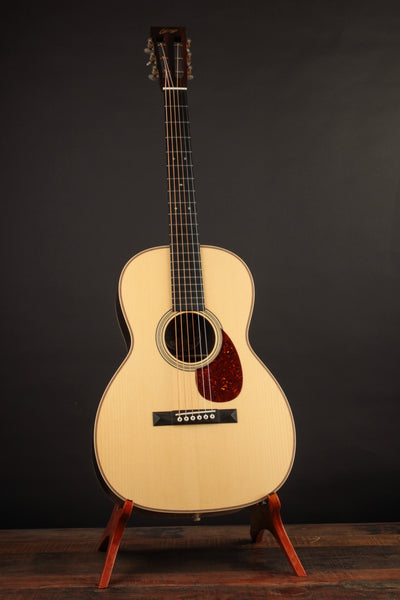 Collings 002H German Spruce Traditional Satin Finish
