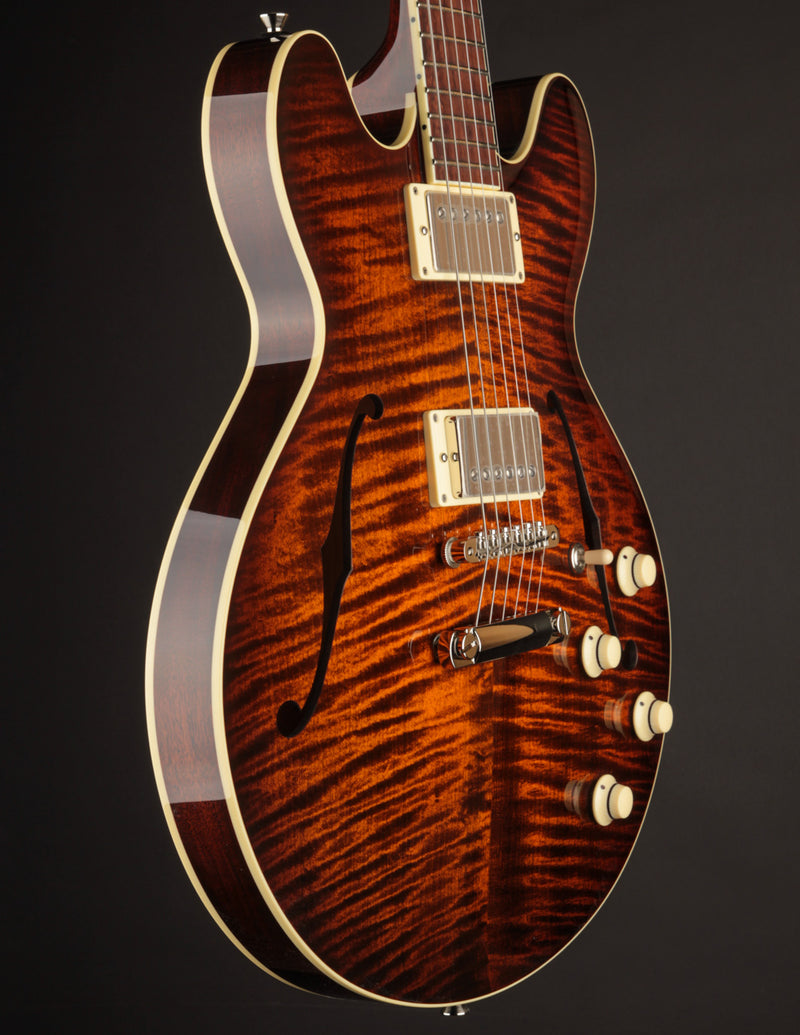 Collings I-35 Deluxe Tiger Eye Sunburst w/Throbaks