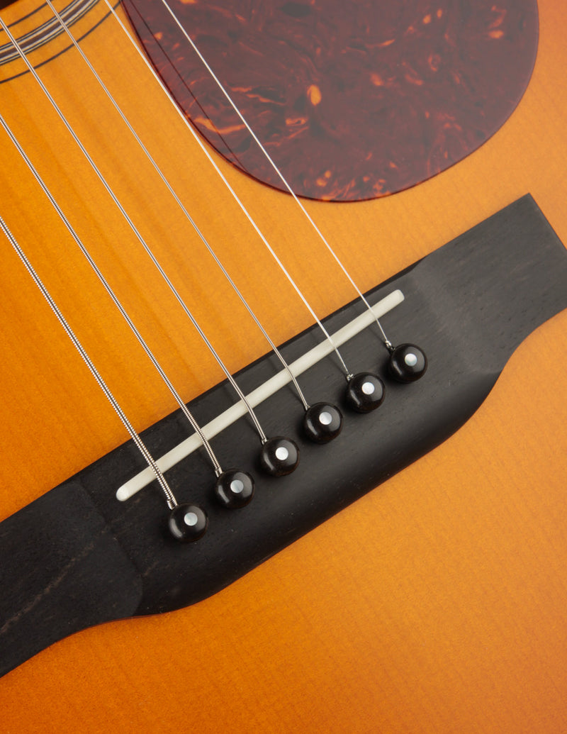 Collings OM1JL Julian Lage Signature Model Adirondack Sunburst