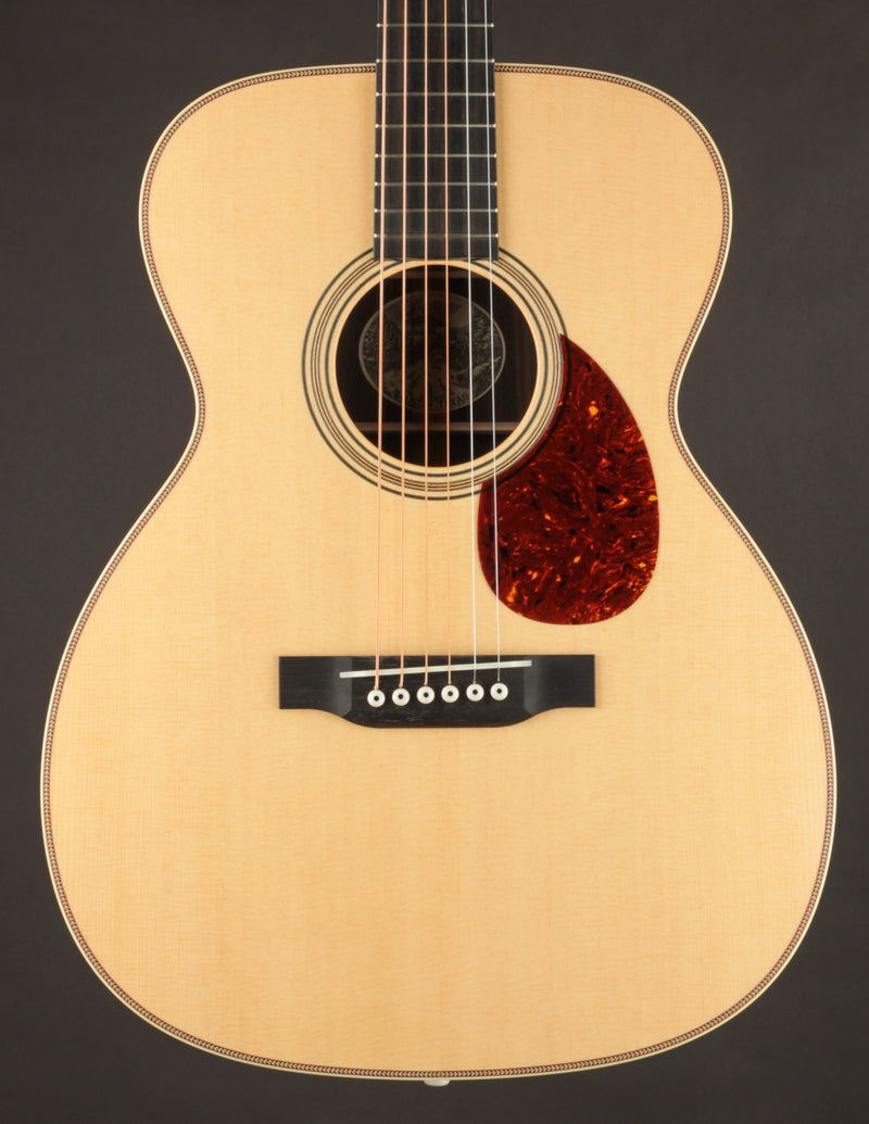 Collings OM2H Traditional Satin Finish