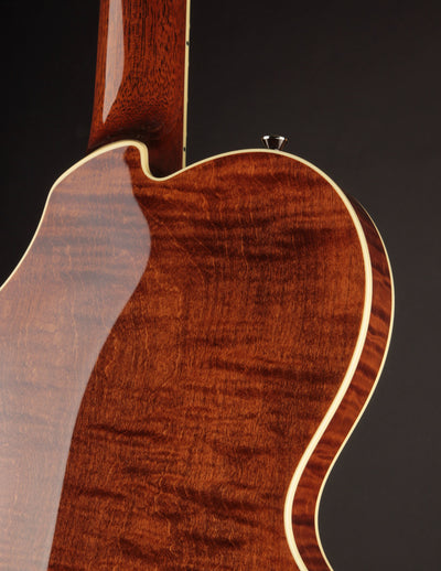 Collings SoCo 16 LC Baritone Jet Black Top & Walnut