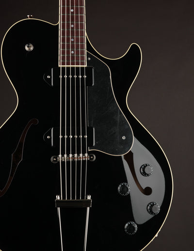 Collings SoCo 16 LC Baritone Jet Black Top & Walnut