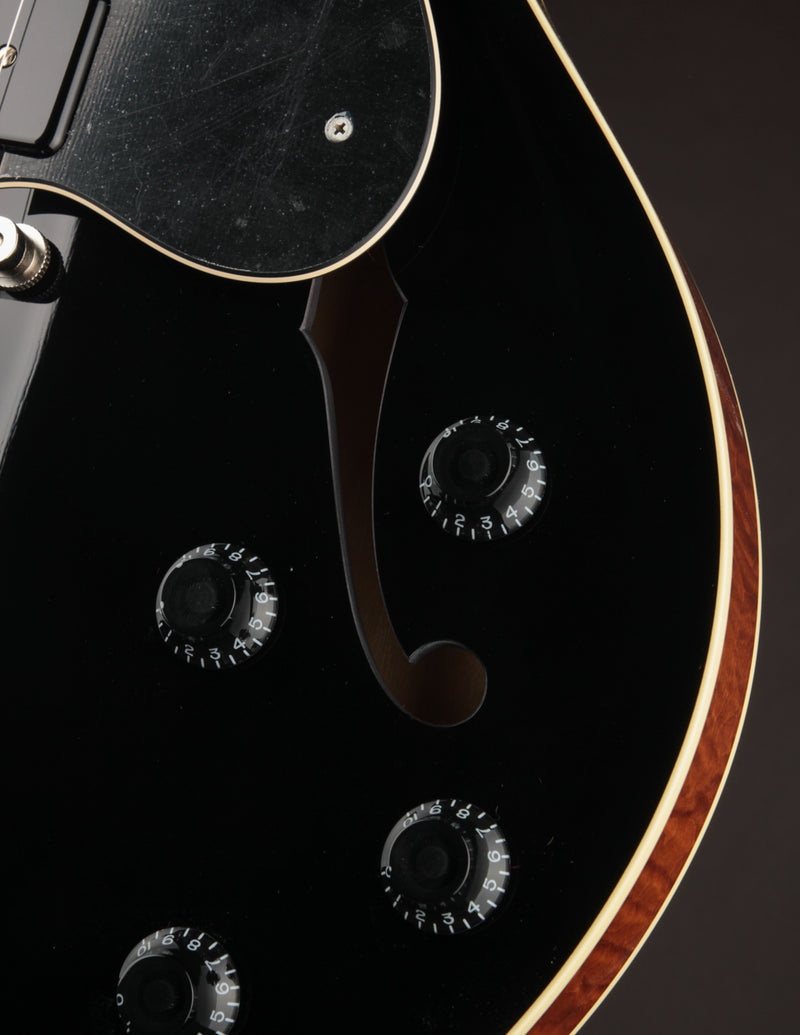 Collings SoCo 16 LC Baritone Jet Black Top & Walnut