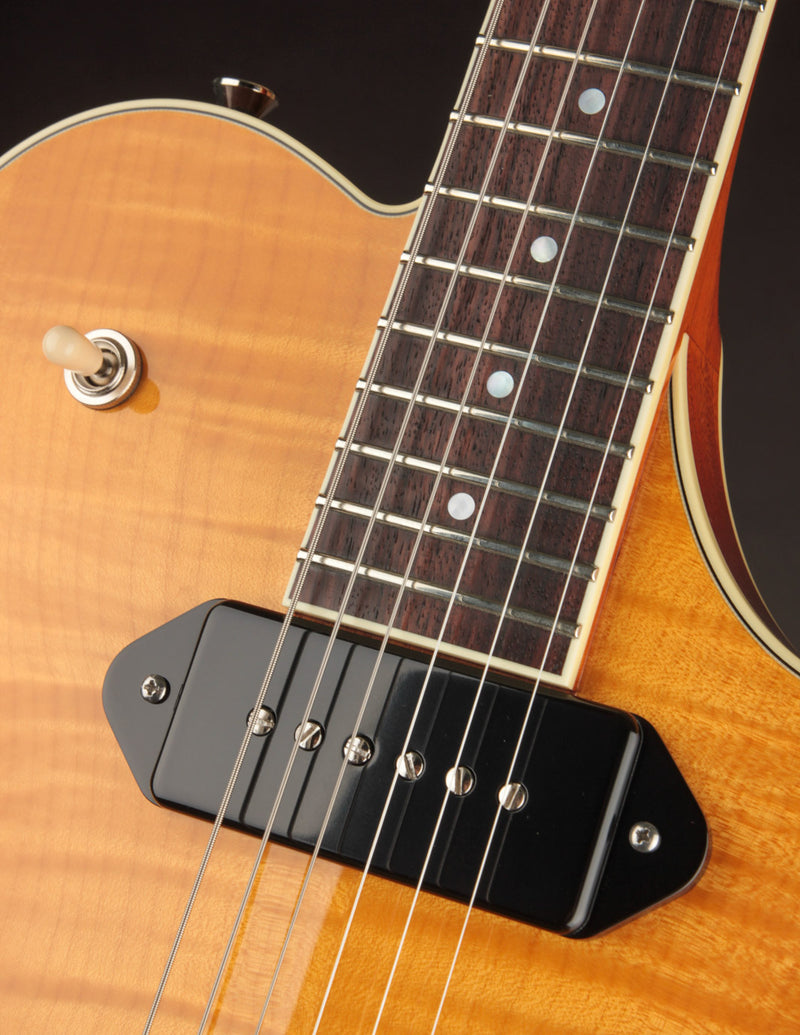 Collings SoCo Blonde w/ Throbak P90s