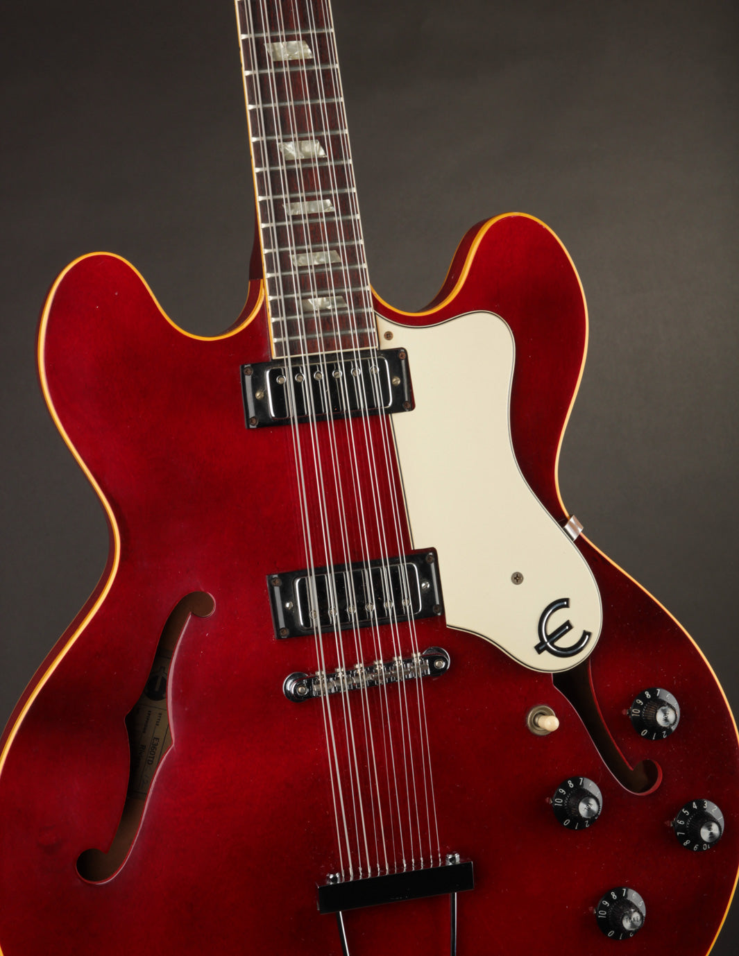 Epiphone リビエラ 1967 Epiphone E-360TD Riviera Sunburst – Music City Vintage