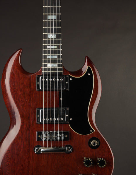 Gibson SG エレキギター 1973 Gibson SG Standard Cherry: Vintage Guitar at The Music Emporium