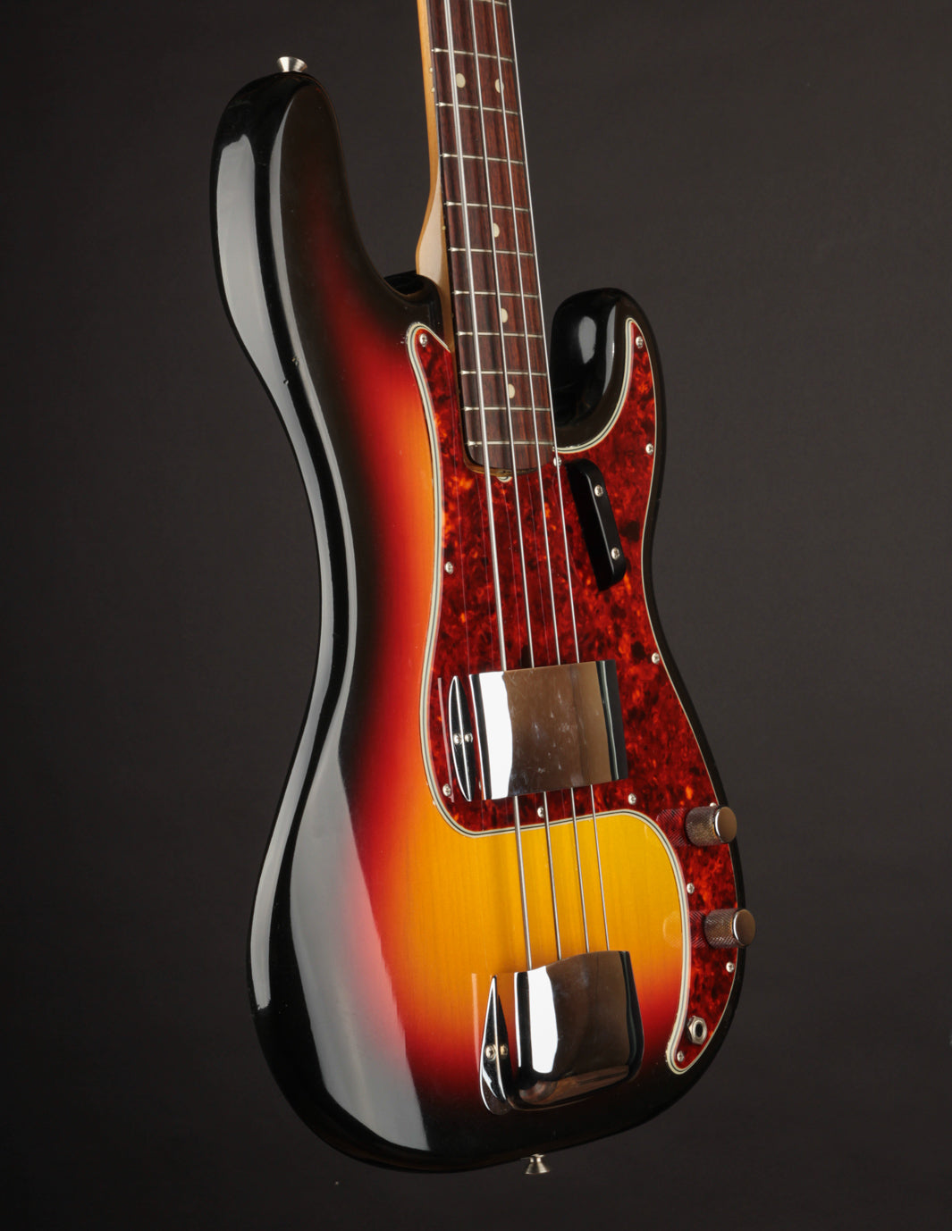 Vintage 1966 Fender Precision Bass: Sunburst Finish