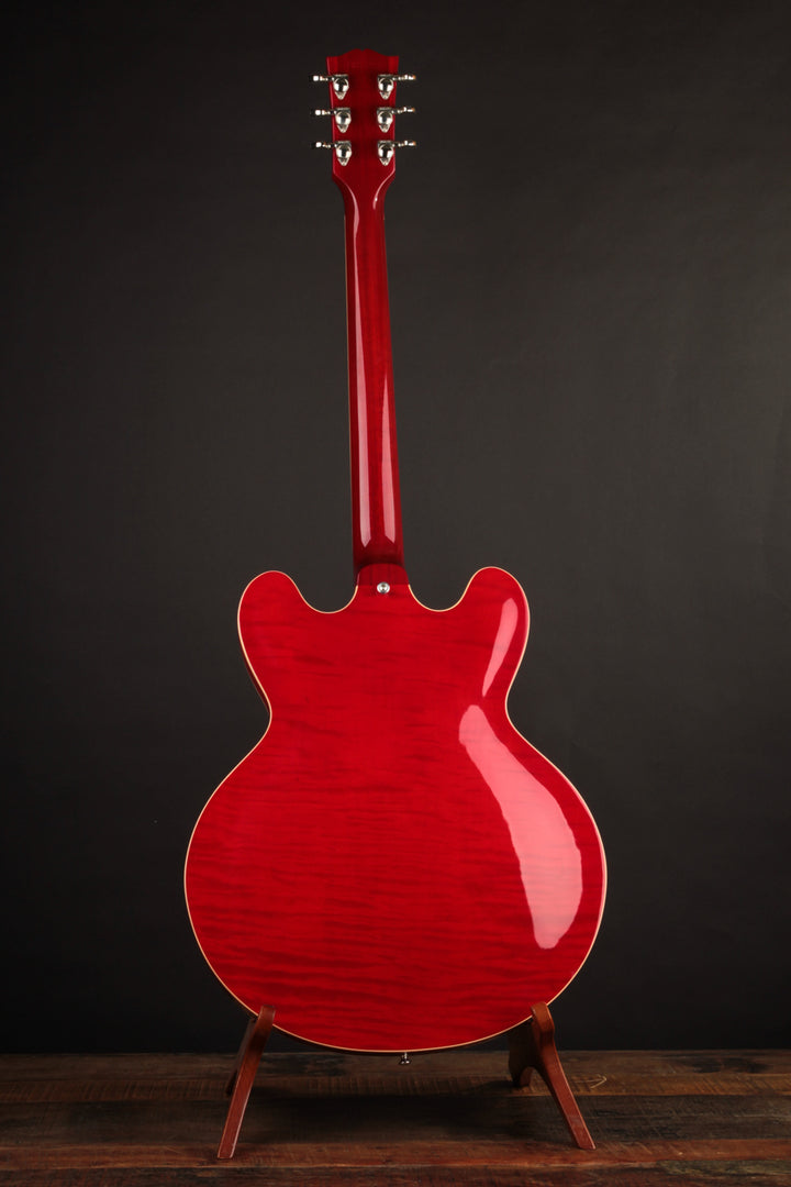 ES-335 レッド ES-335, Cherry Red Gloss | Gibson
