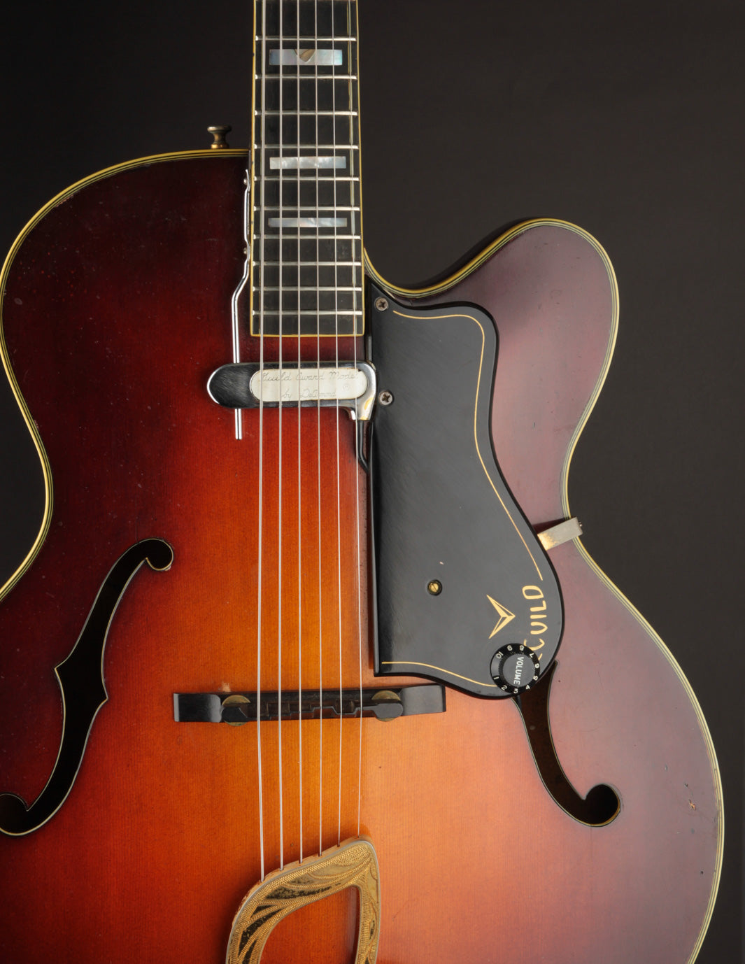 ギター GUILD J-30 AB ANTIQUE SUNBURST 1996 Guild JF30-AB Jumbo Acoustic Guitar Sunburst Finish