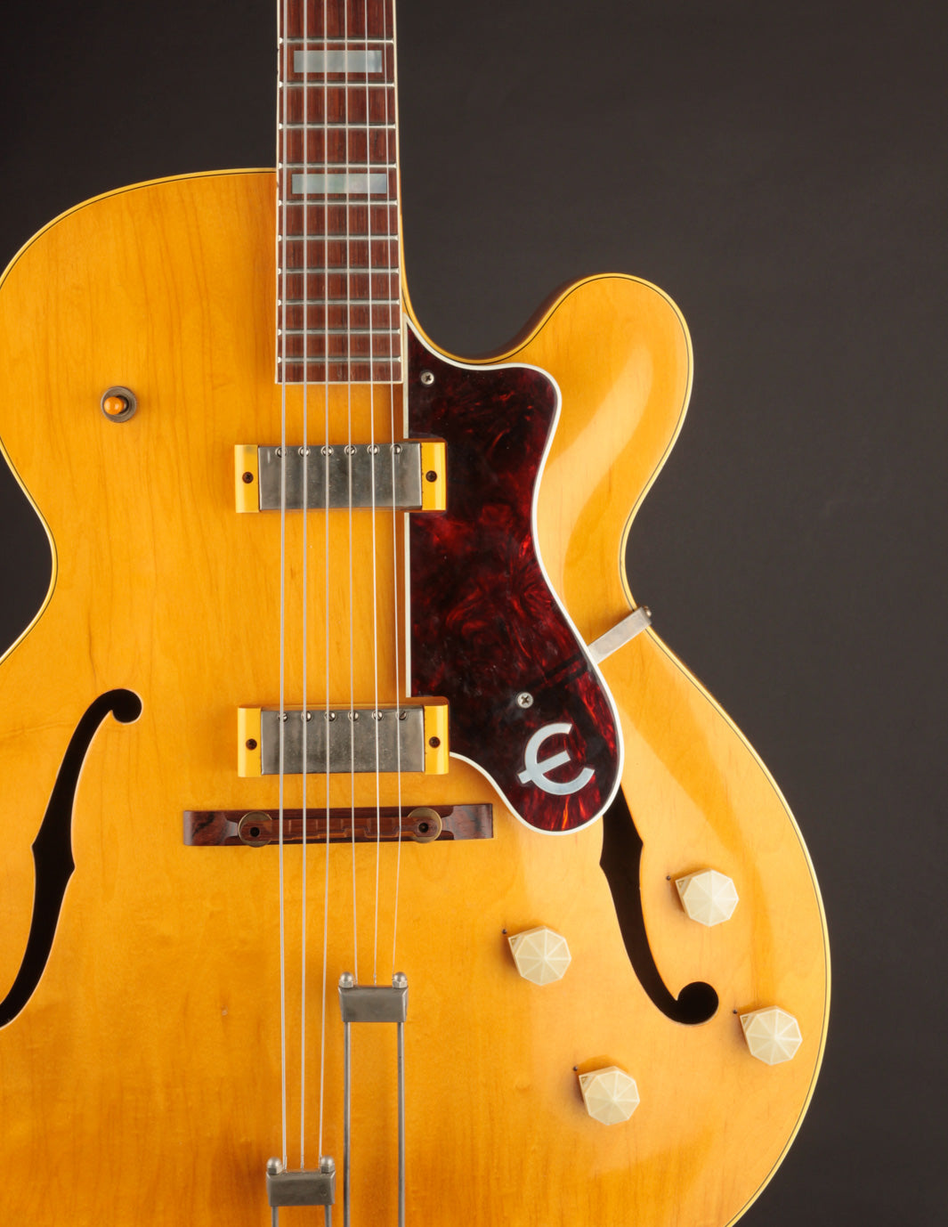 ギター Epiphone Broadway Vintage Natural Epiphone Broadway Vintage Natural – Chicago Music Exchange
