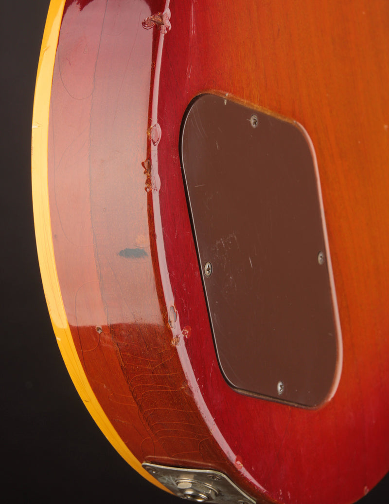 Gibson Les Paul Deluxe, Cherry Sunburst (1974)
