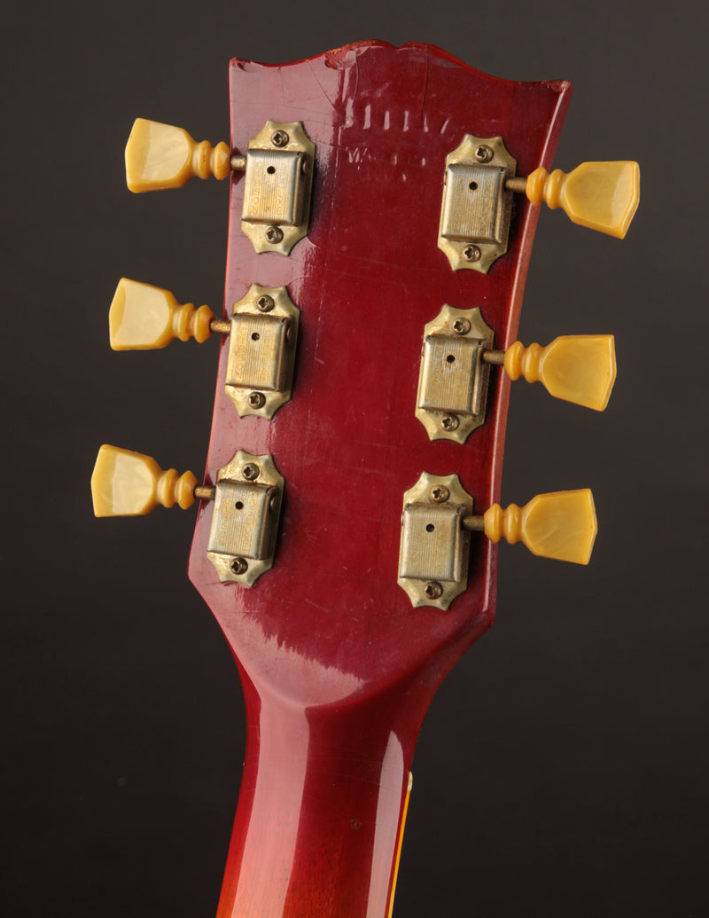 Gibson Les Paul Deluxe, Cherry Sunburst (1974)