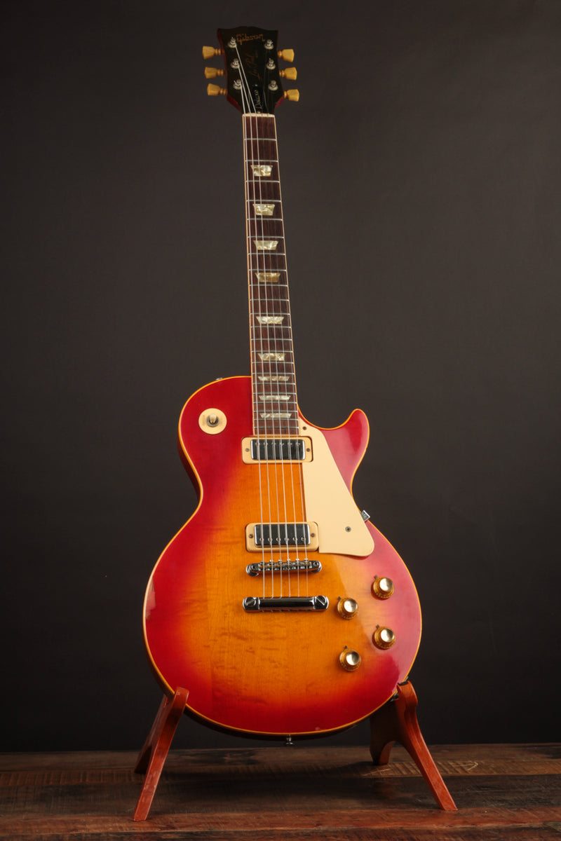Gibson Les Paul Deluxe, Cherry Sunburst (1974)