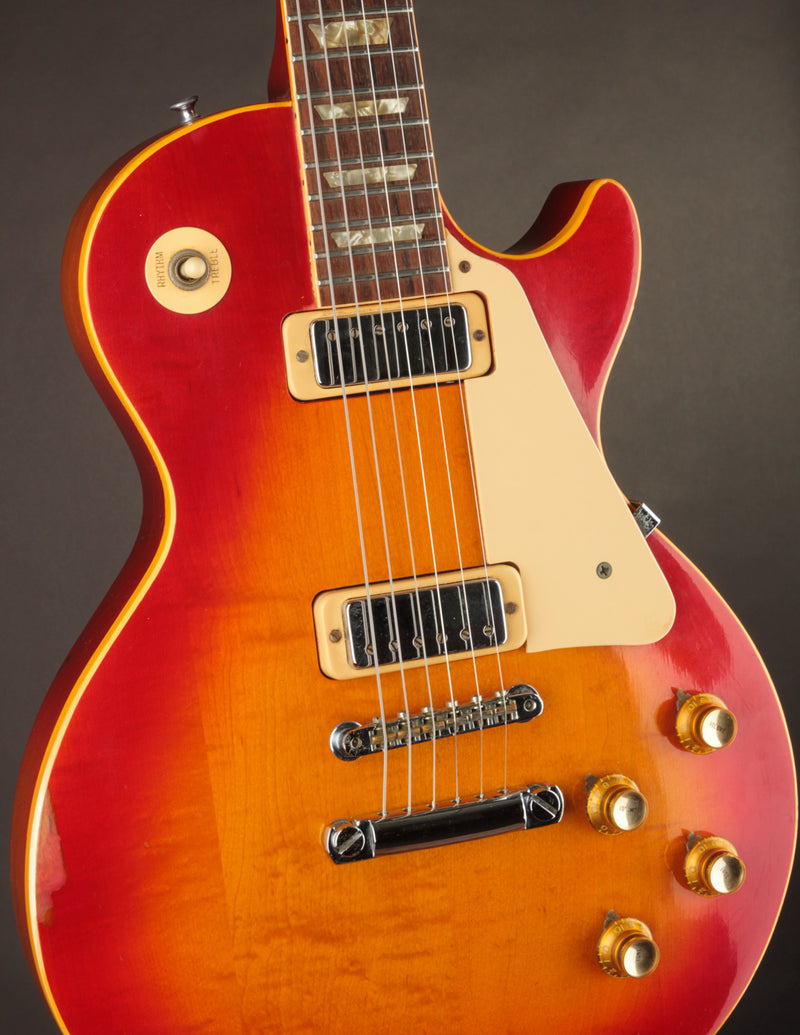 Gibson Les Paul Deluxe, Cherry Sunburst (1974)