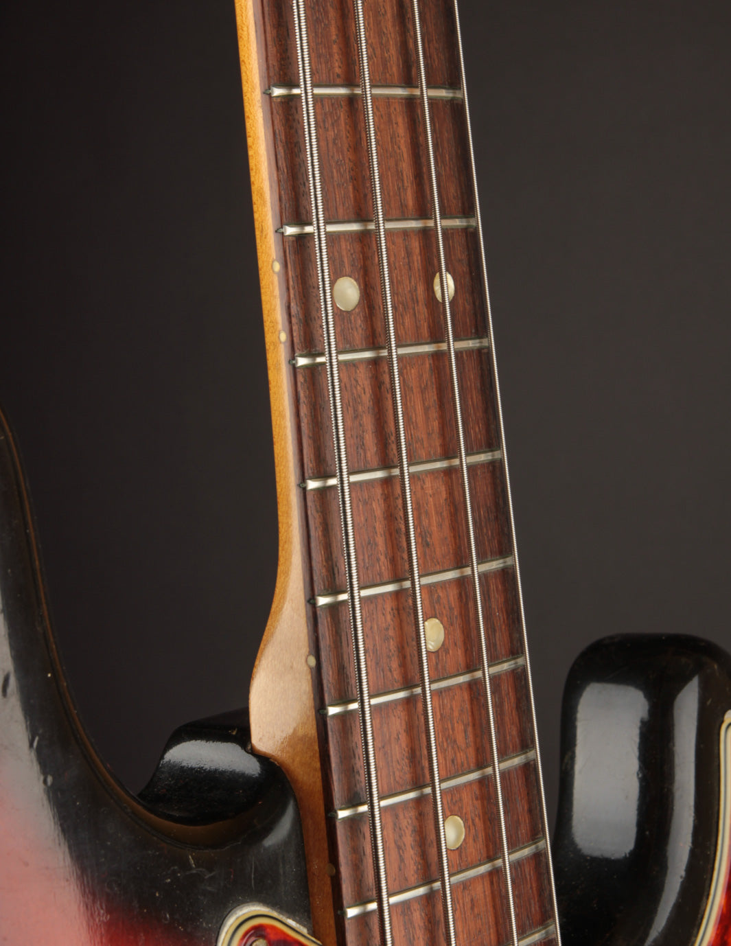 Fender Precision Bass アイボリー 1966 Fender Precision Bass White – True Vintage Guitar