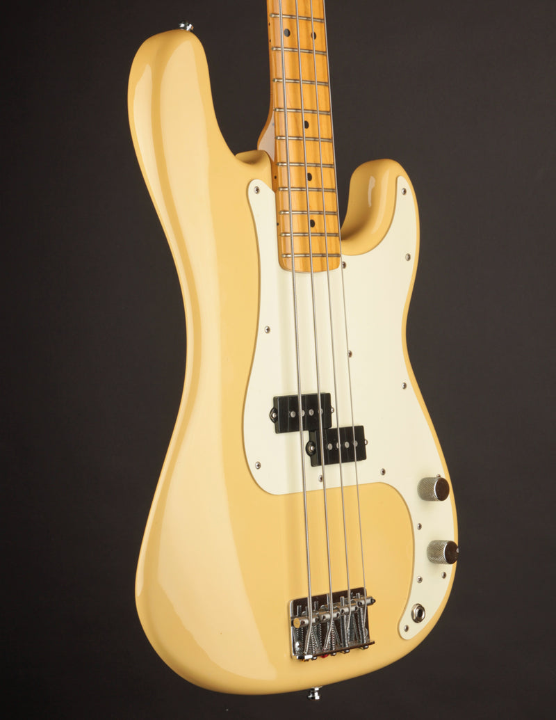 Fender Precision Bass, White (1983)