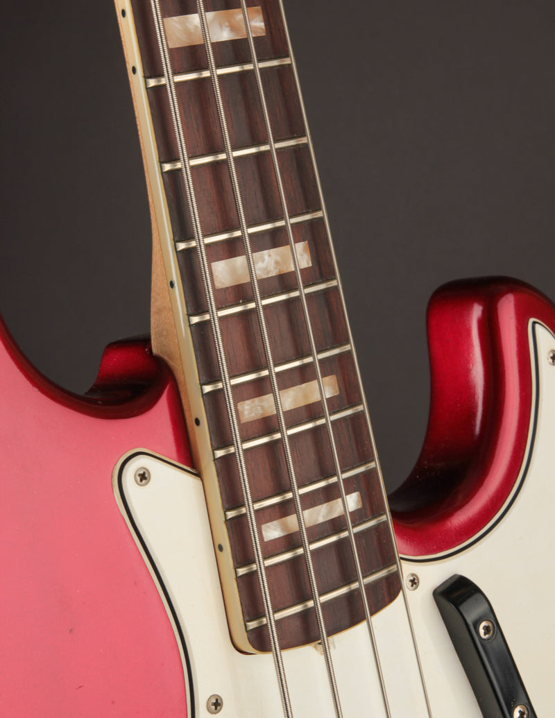 Fender Jazz Bass, Candy Apple Red (1967)