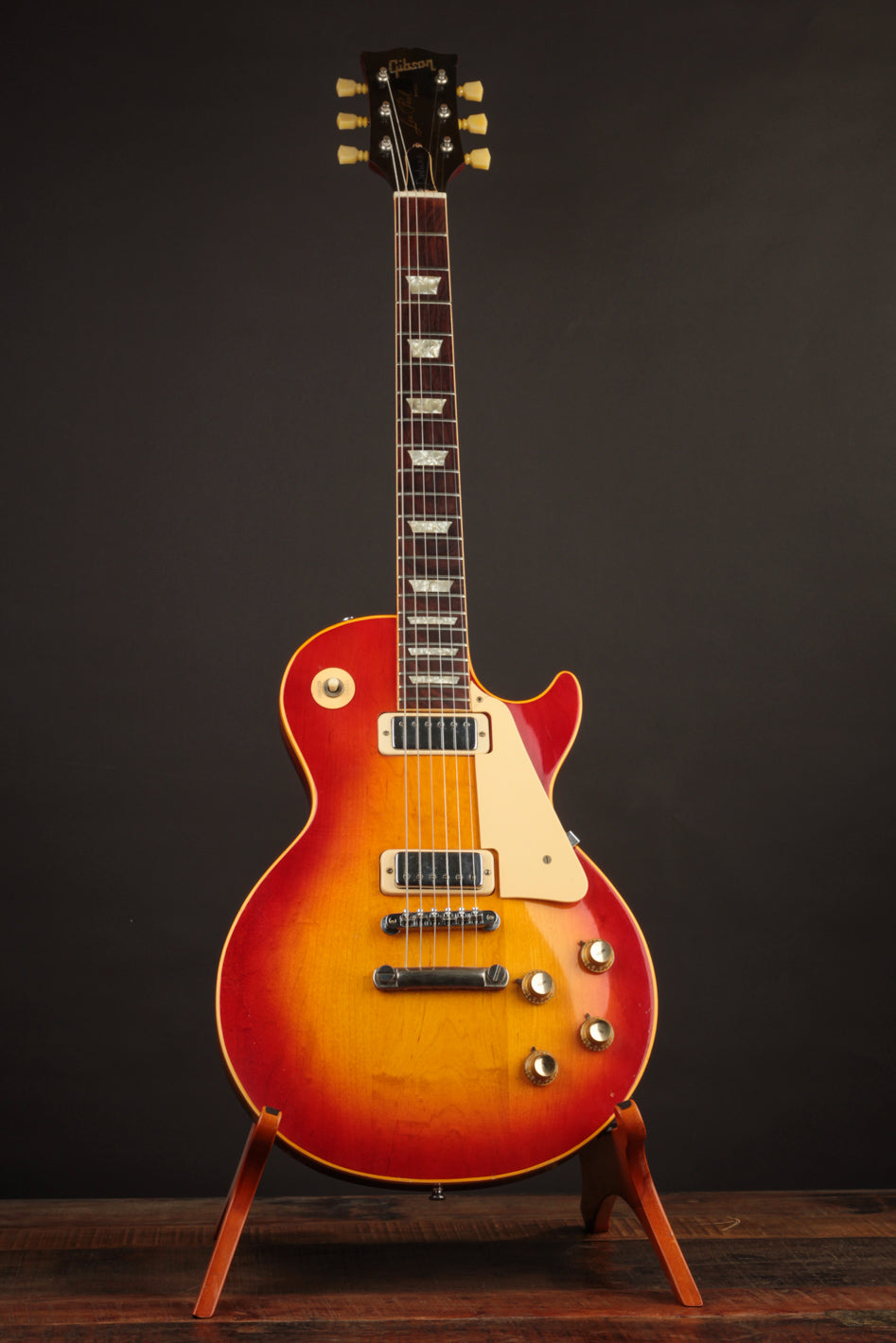 1973 Gibson Les Paul Deluxe, Cherry Sunburst | The Music Emporium