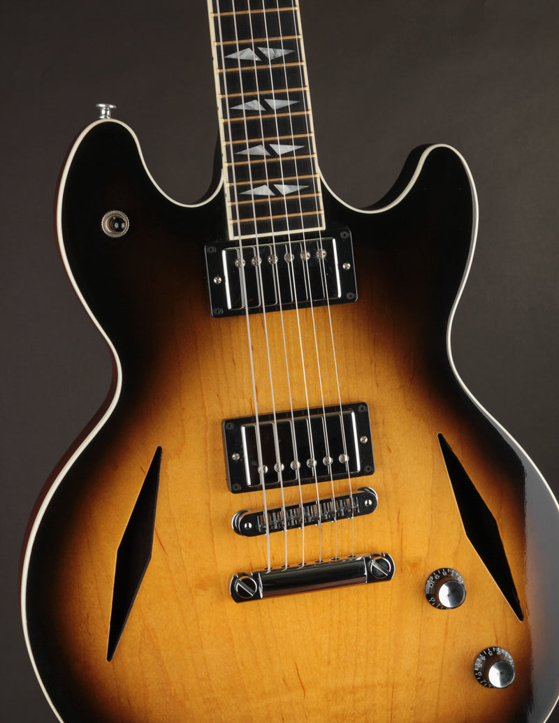 Gibson Vegas Standard Sunburst (USED, 2006)