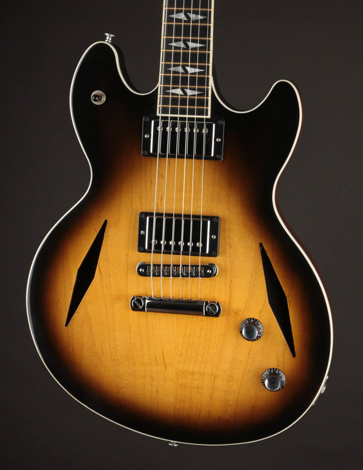 Gibson Vegas Sunburst (2006) | The Music Emporium