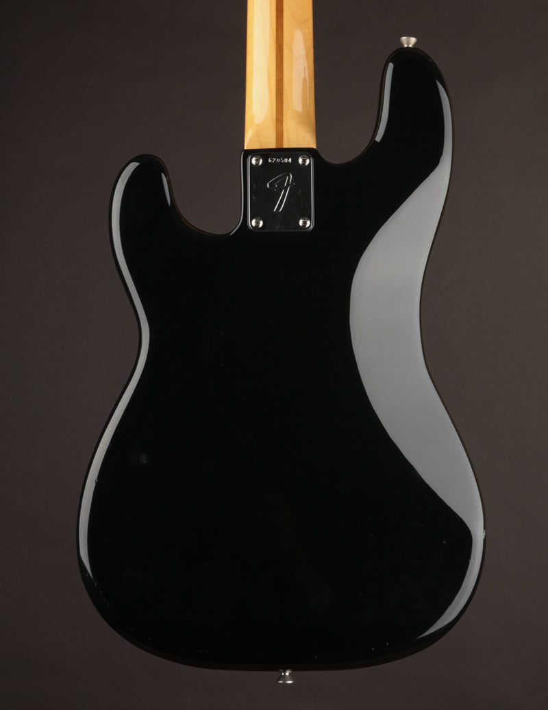 Fender Precision Bass, Black (1974)