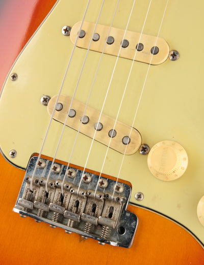 Fender Stratocaster, Sunburst (1961)