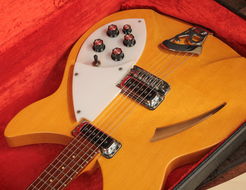 Rickenbacker 330 Mapleglo (1974)